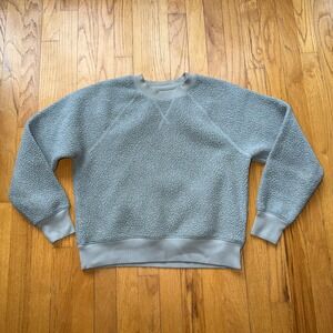 Everlane ReNew Sweatshirt Sherpa M Green‎ Fleece Crewneck Pullover Cozy Warm